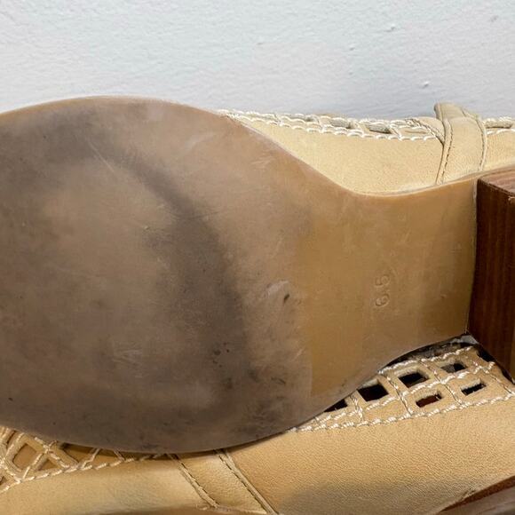 Jeffrey Campbell‎ Taggart Suede Leather Booties Taupe Women's Size 6.5 EUC - Picture 5 of 6